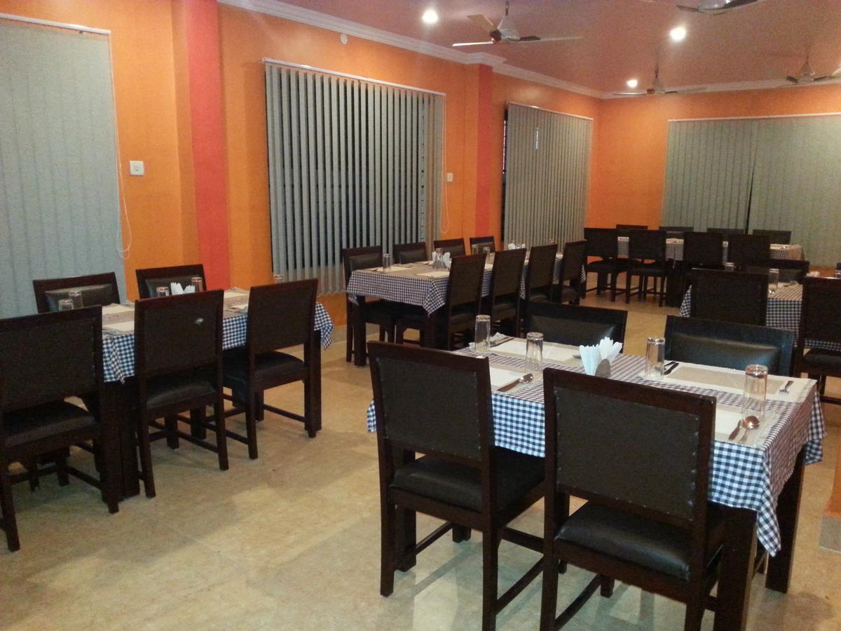 Hotel Stupa Lumbini Bagian luar foto