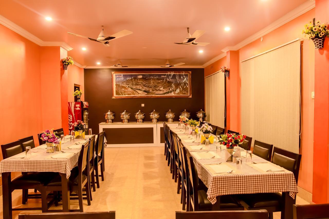Hotel Stupa Lumbini Bagian luar foto