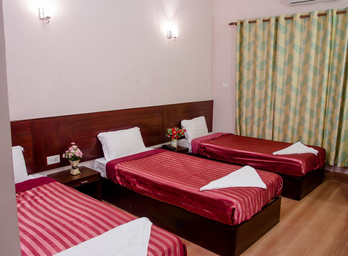 Hotel Stupa Lumbini Bagian luar foto